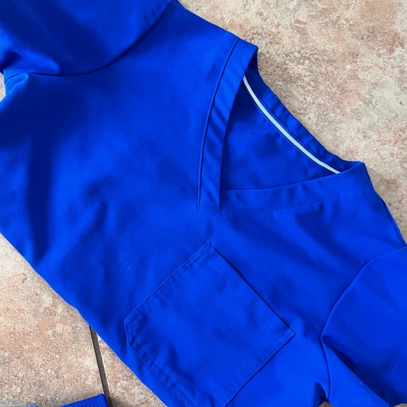 White Cross Scrub Set Royal Blue - Picture 2 of 4